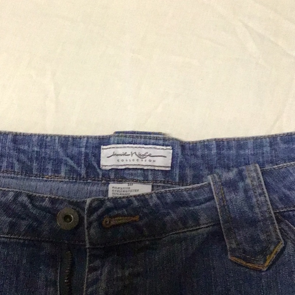 Medium Blue Jean Shorts with Classic Stonewash - Picture 2 of 5
